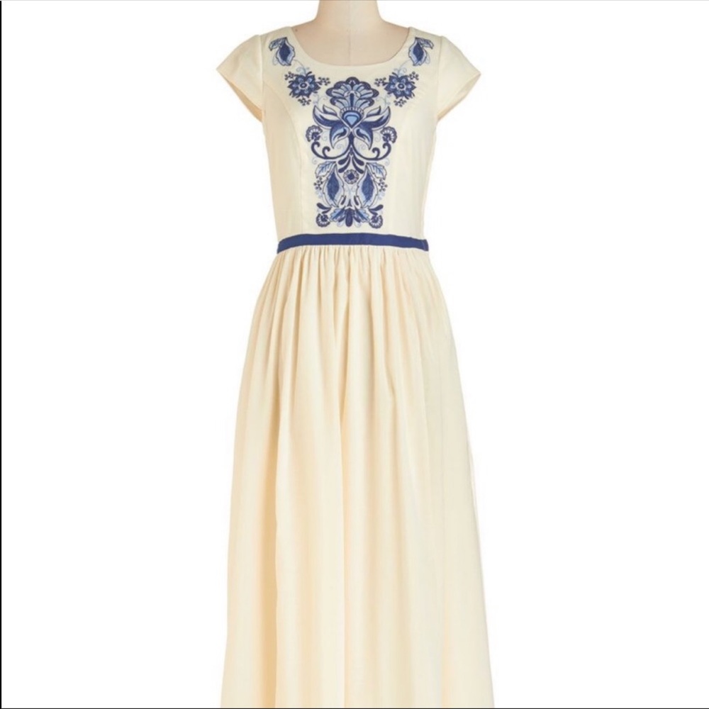 ModCloth cream maxi with blue embroidery